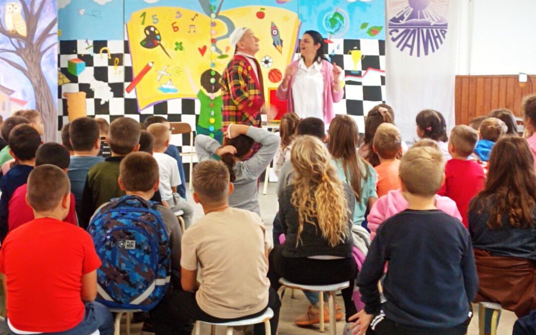 У оквиру дечије недеље одржана је представа за ученике 1-4. разреда